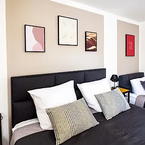 Apartment 2 Zkb-3og Oder 3 Zkb-ug Im Zentrum Zw Rathaus Und Dom, Augsburg